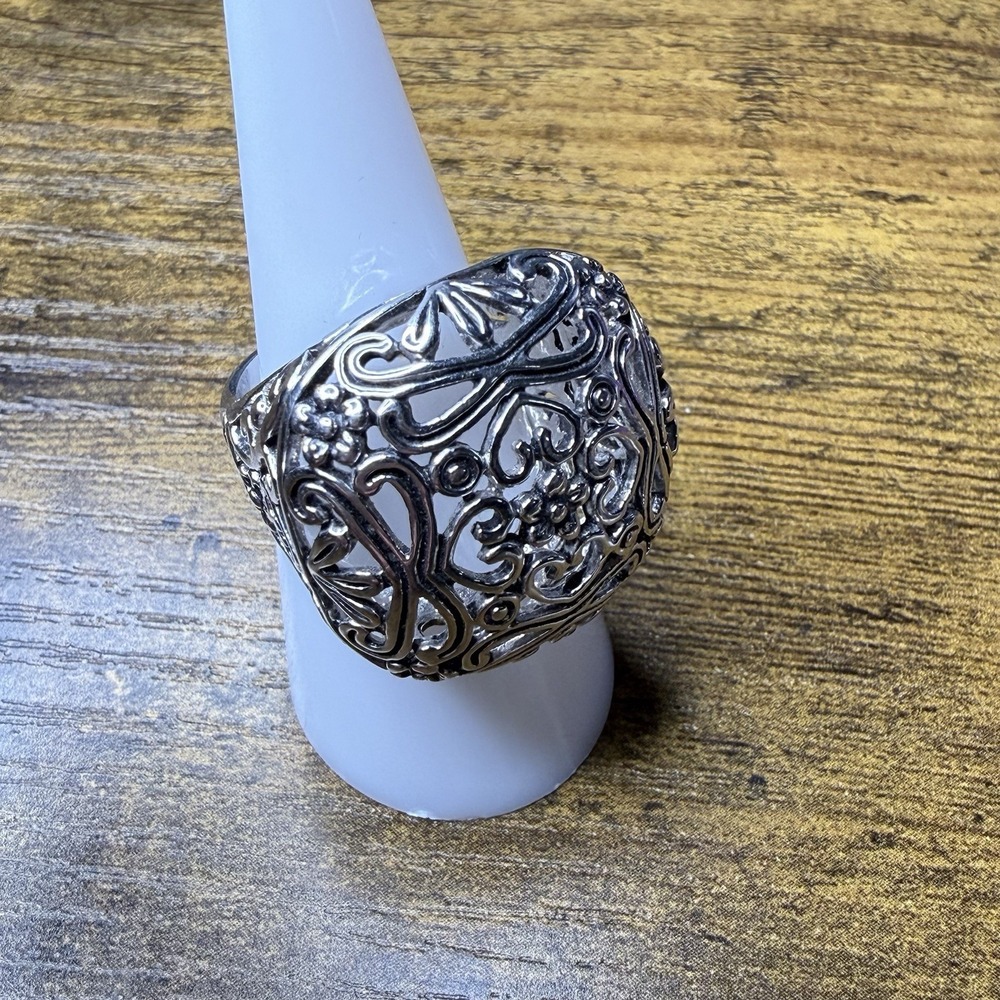 Lia Sophia ROMANTIC RENDEZVOUS Ring Sz 8‎ Antiqued Silver Tone Floral Filigree